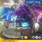 Simulador de la realidad virtual del parque de atracciones 9D con la plataforma que camina virtual fina híper